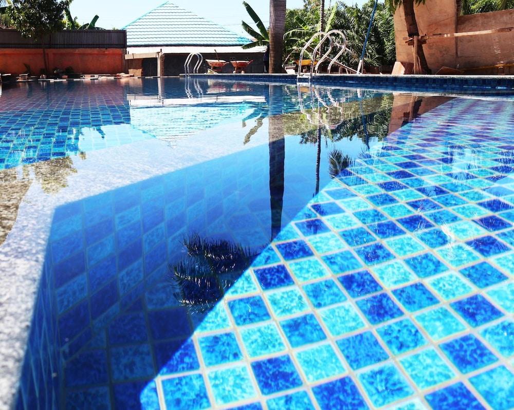 สินา สปอร์ต โฮเต็ล Hotel เบิงกูลู ภายนอก รูปภาพ