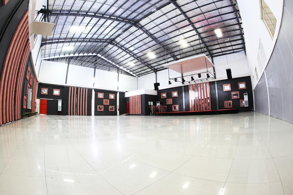 สินา สปอร์ต โฮเต็ล Hotel เบิงกูลู ภายนอก รูปภาพ